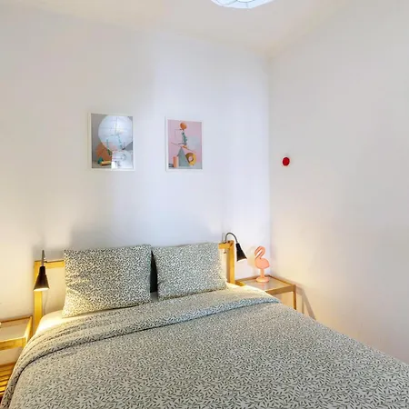 公寓 3 Bedroom In *
